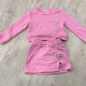 Pink Kids Set with Bow Accents